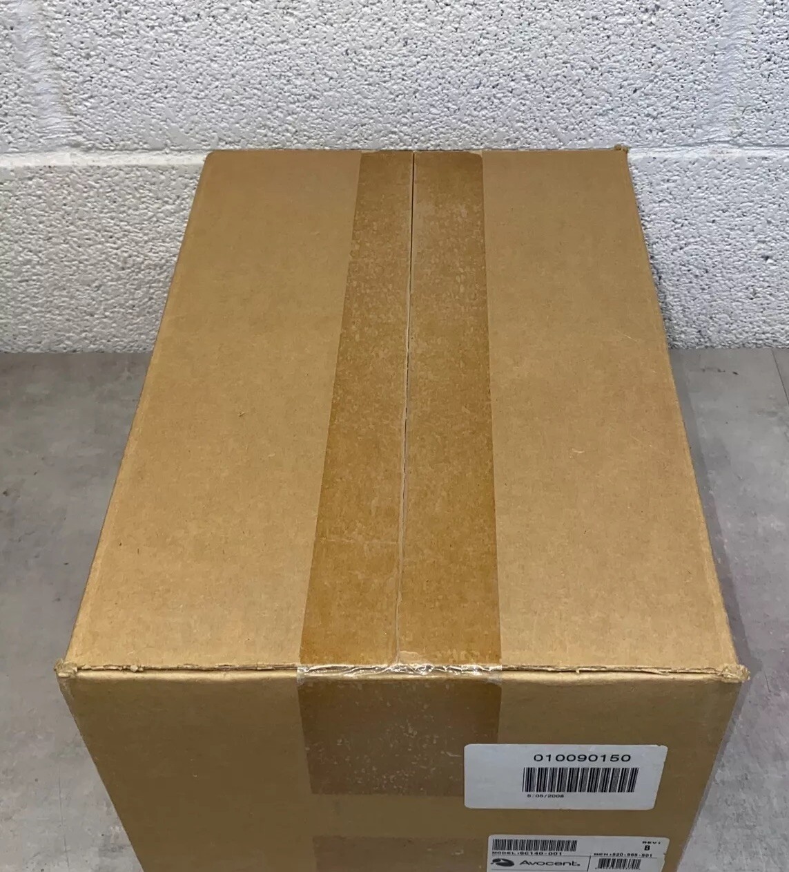 New - Avocent SC140-001 SwitchView SC 1 x 4 Secure KVM Switch (PN: 520-565-501)