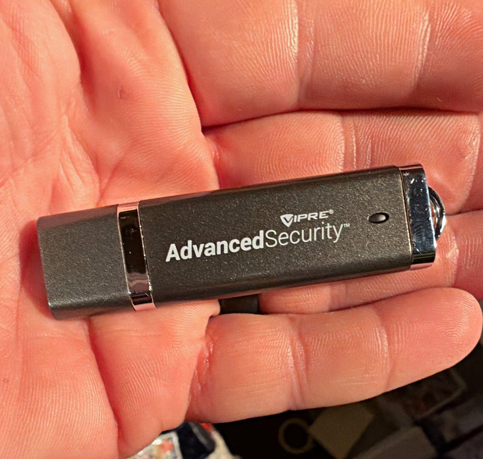 VIPRE Advanced Security External Drive USB-A Flash Drive Black/Silver