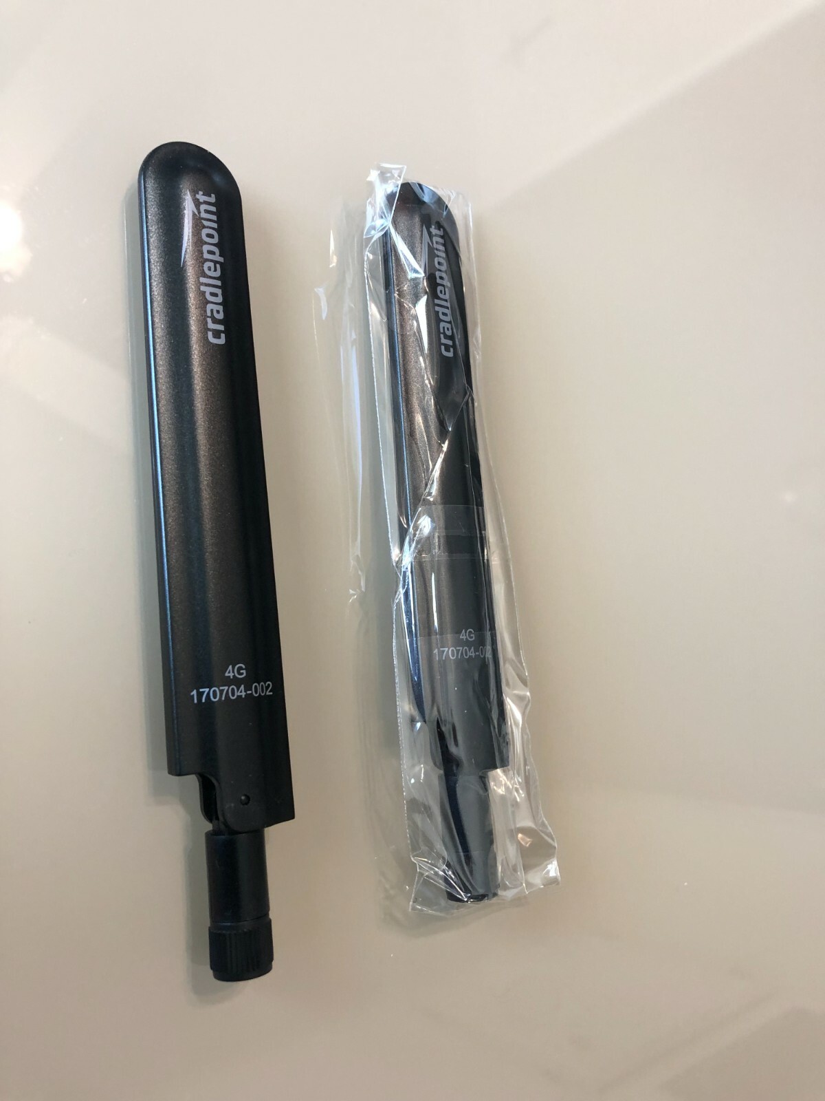 1X Cradlepoint 170704-002 Mini LTE/4G/3G Antenna - IBR900, IBR600C , ORIGINAL 