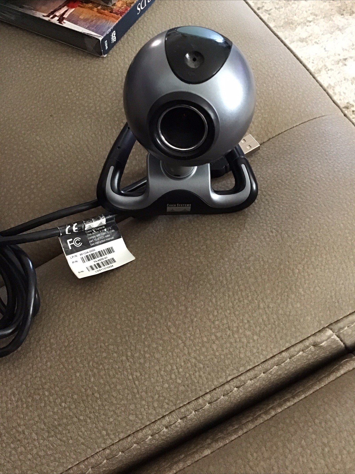 Logitech QuickCam Messenger V-UAS14 Webcam Wired USB Compact Built-In Microphone