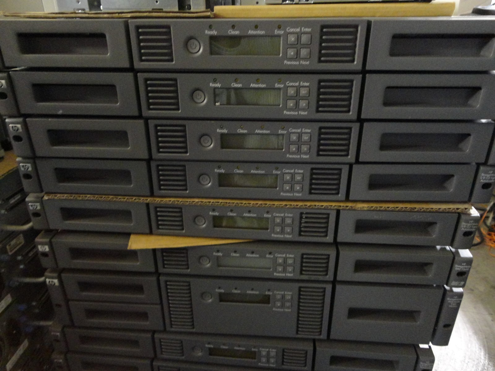 HP 1/8 G2 LTO3 Ultrium920 Ultrium3 SAS Autoloader AH558A 489809-001 435243-002