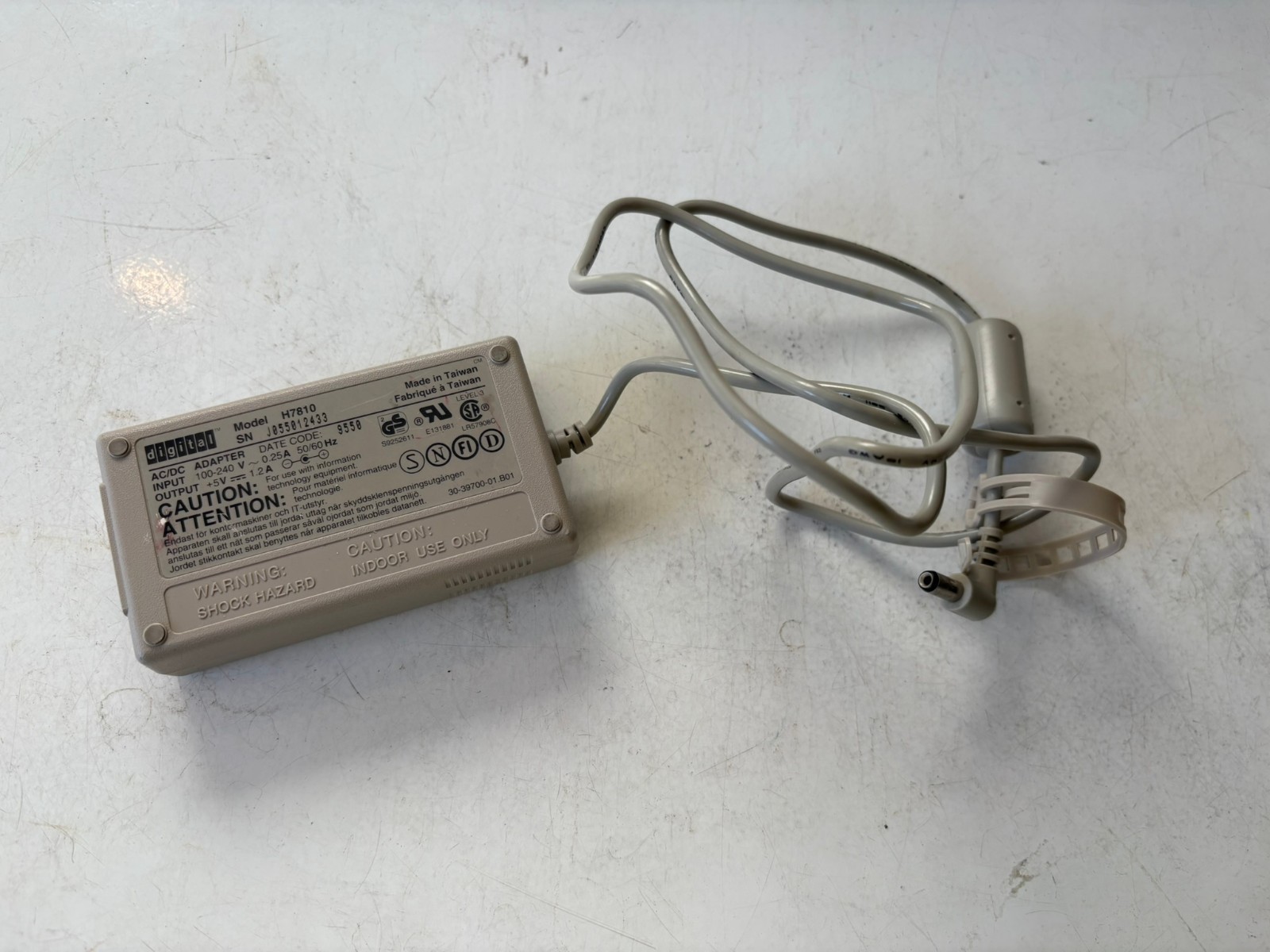 Digital DEC power supply brick Model H7810 100-240V 5V 1.2A