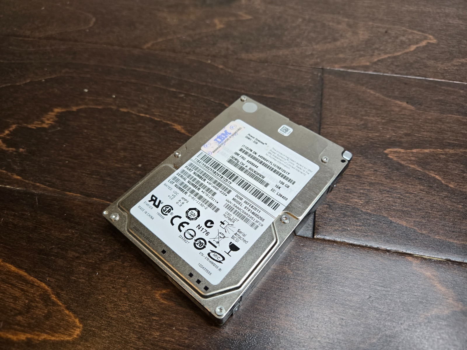 Hard Drive IBM 44V6844 ST9146852SS 139GB 15K SAS 2.5'' 9FU066-039 HDD SERVER