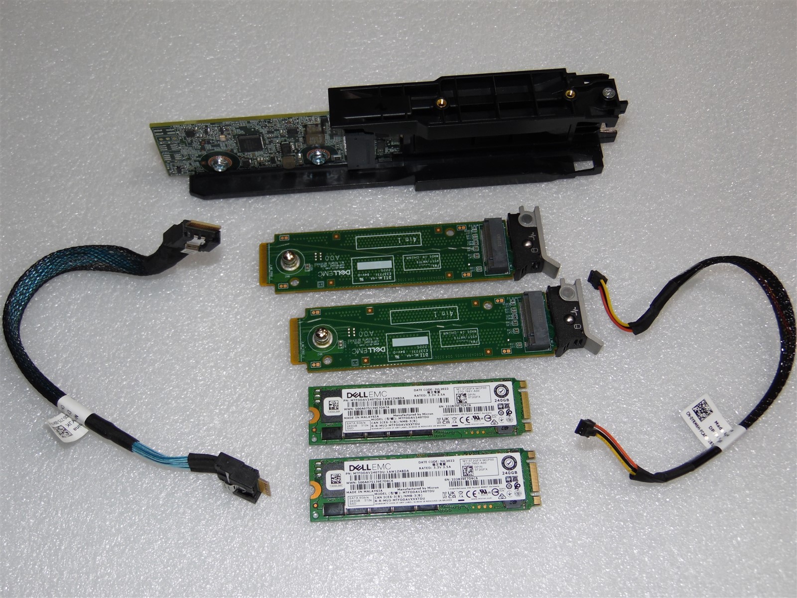 DELL POWEREDGE R650 SERVER DUAL 240GB M.2 SSD BOSS ADAPTER FRY80 T2GFX HM7F6