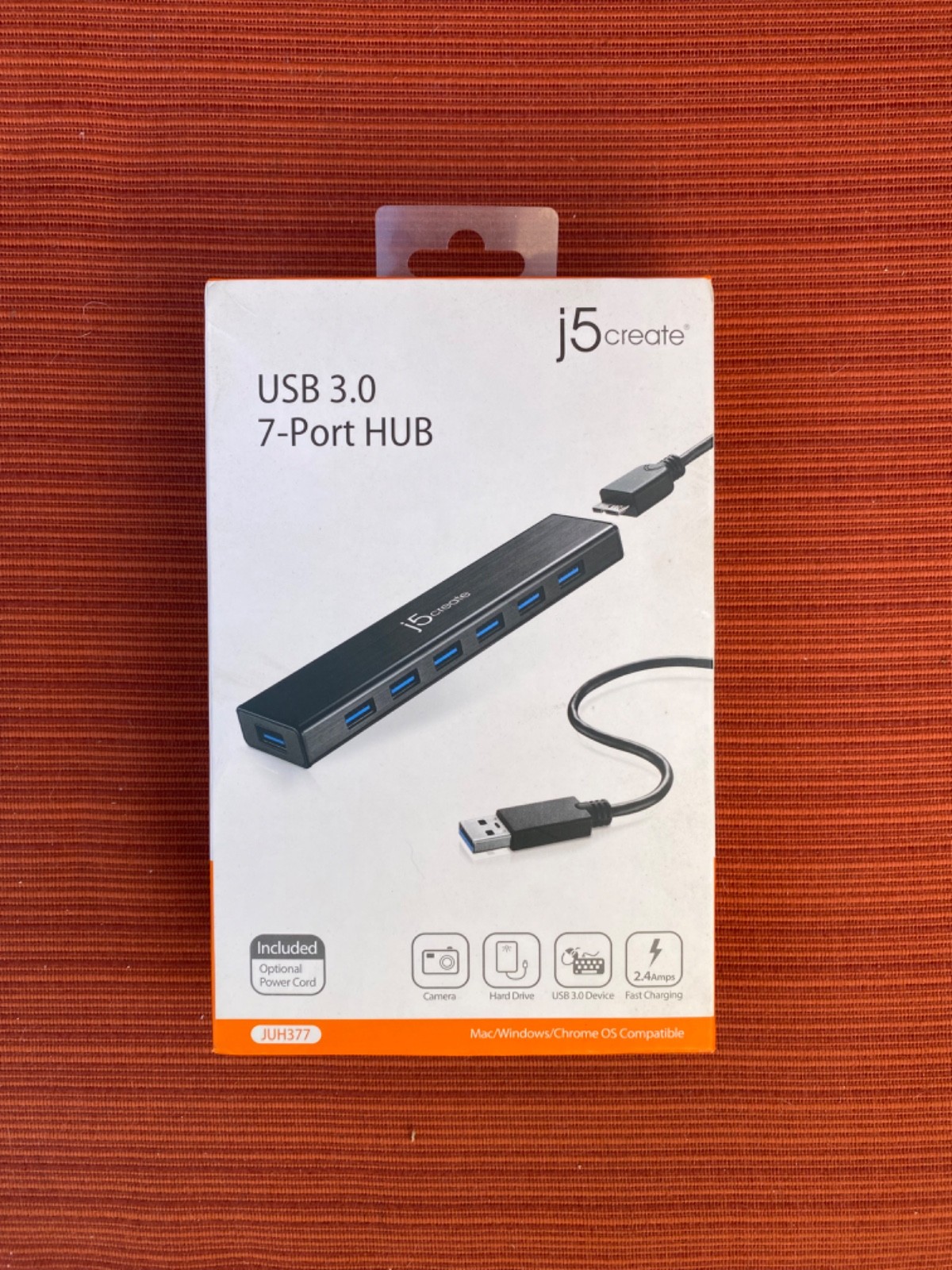 J5Create JUH377 USB 3.0 7-Port Hub w/ BC 1.2 Fast Charging