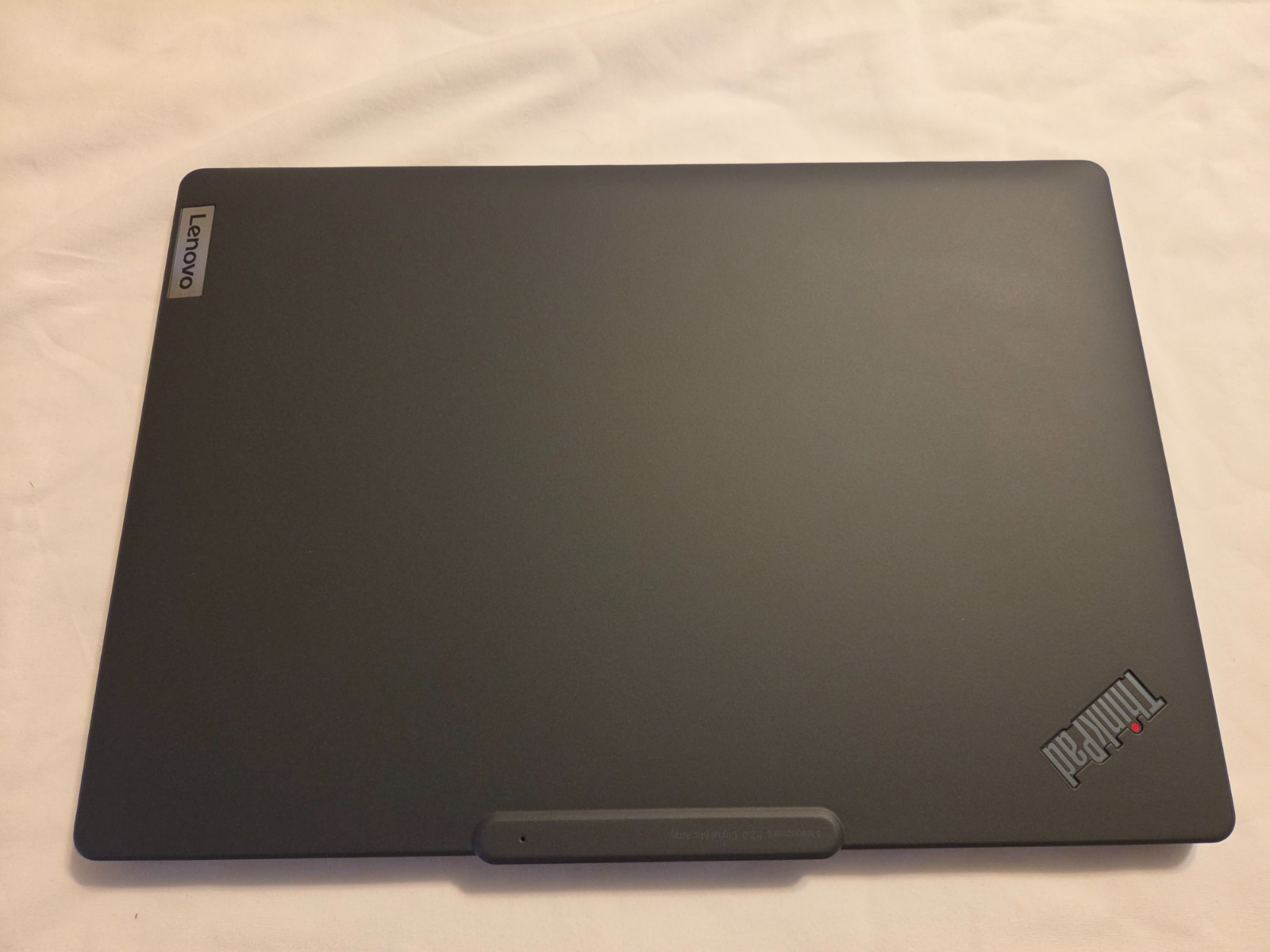 Lenovo ThinkPad X13s 13.3" 5G 16GB RAM 512GB SSD Snapdragon 8cx Gen 3 Laptop