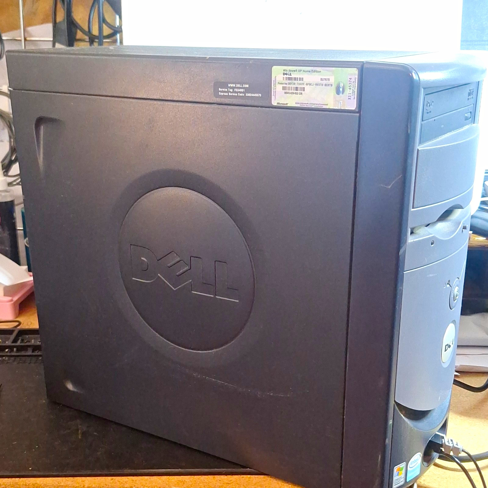 Dell Dimension 1100 Tower PC Pentium 4 2.66GHz 256MB 80 HDD Win XP