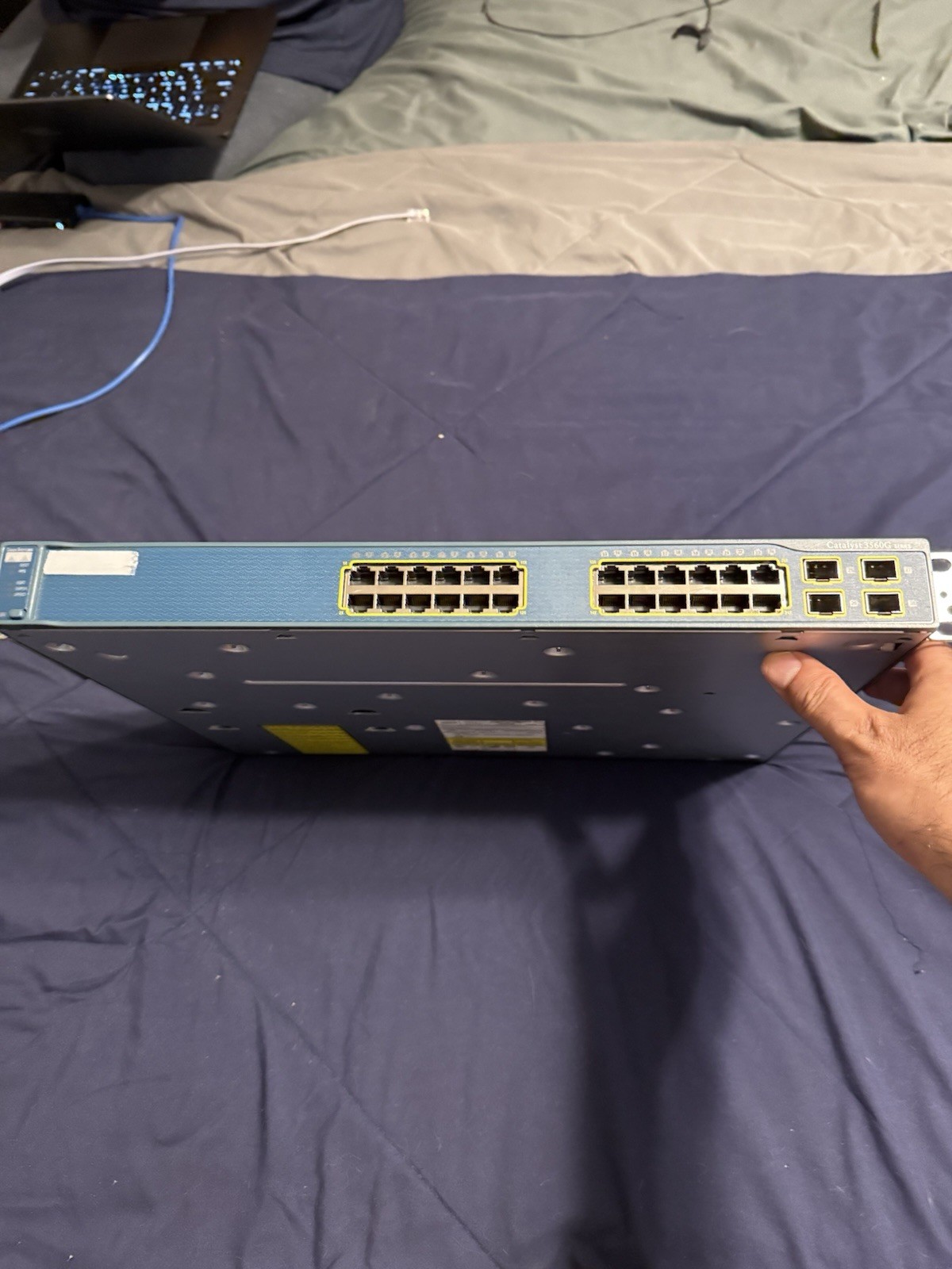 Cisco  Catalyst (WS-C3560G-24PS-S) 24-Ports Rack-Mountable Switch Managed