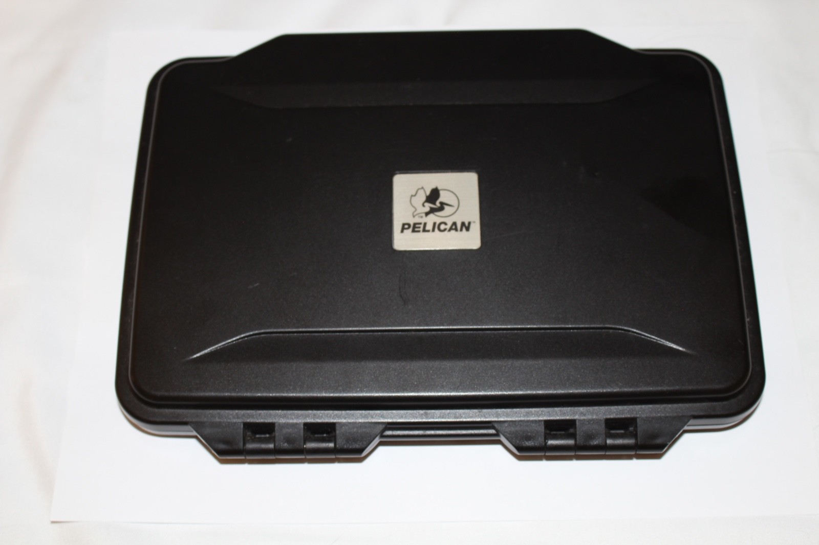 Pelican 1055 HardBack Case Black -Waterproof Travel Case for iPad or book Tablet