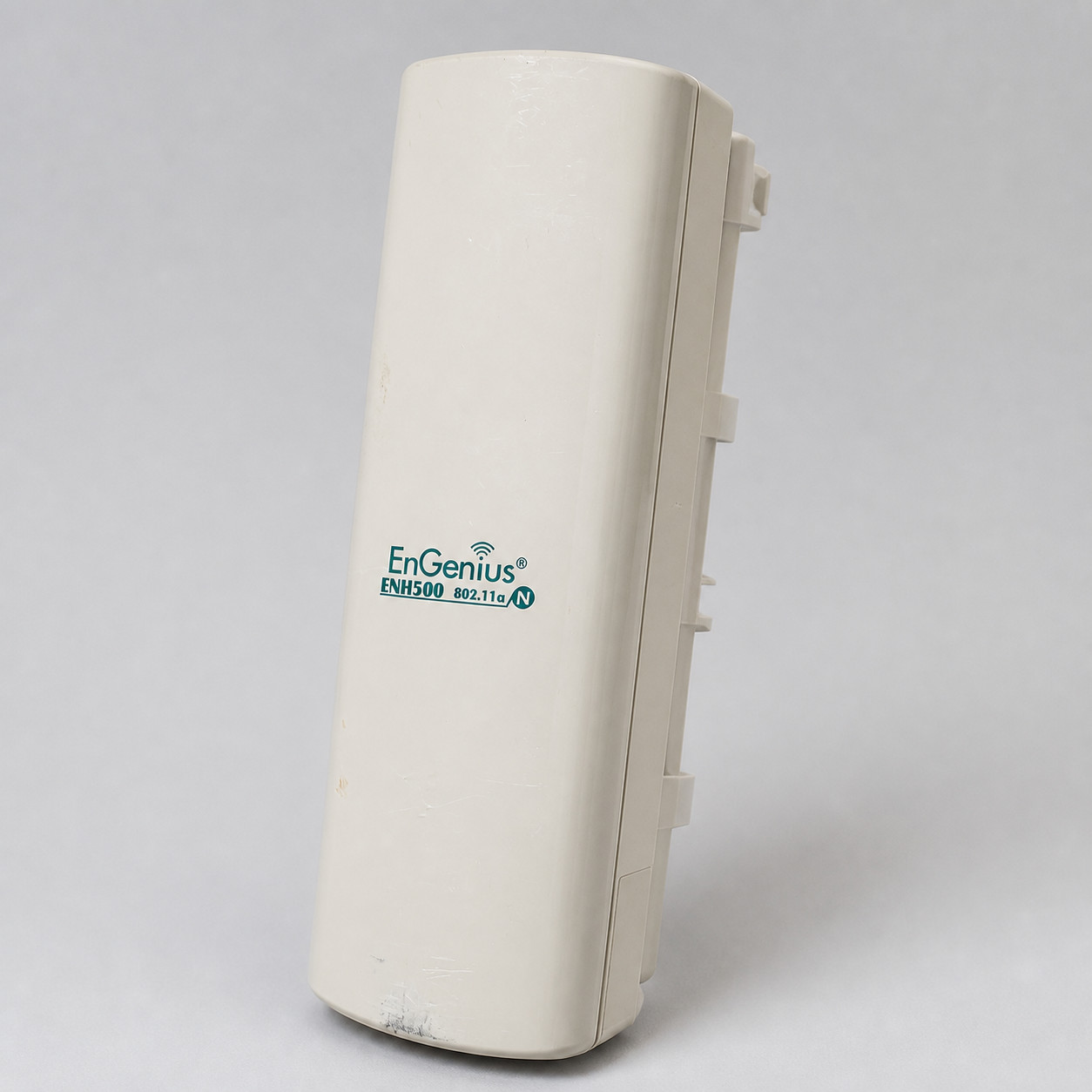 EnGenius ENH500 N300 5 GHz outdoor wireless bridge
