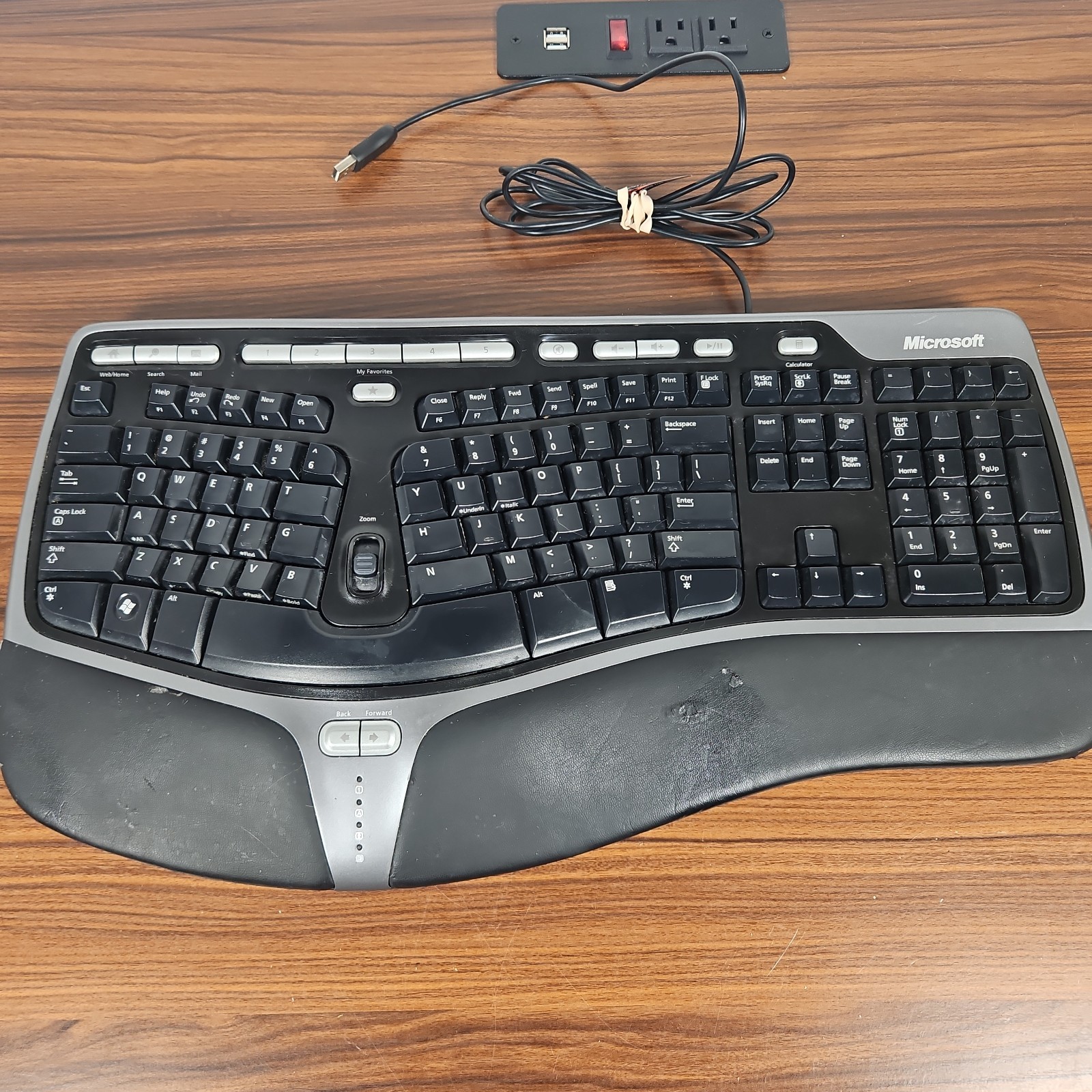 USED Microsoft Natural Ergonomic Keyboard 4000 v1.0 KU-0462 USB Wired 