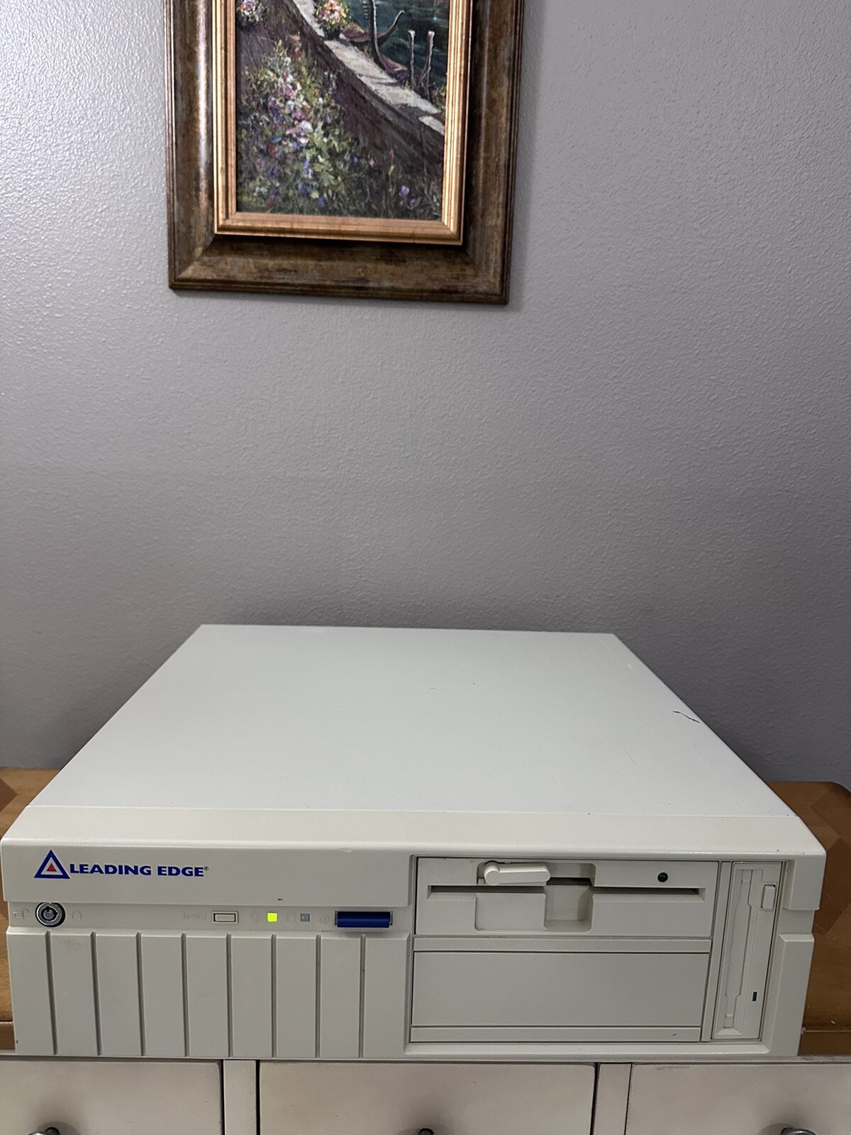 leading edge computer cpc-8408. W/ Hard Drive. Read..