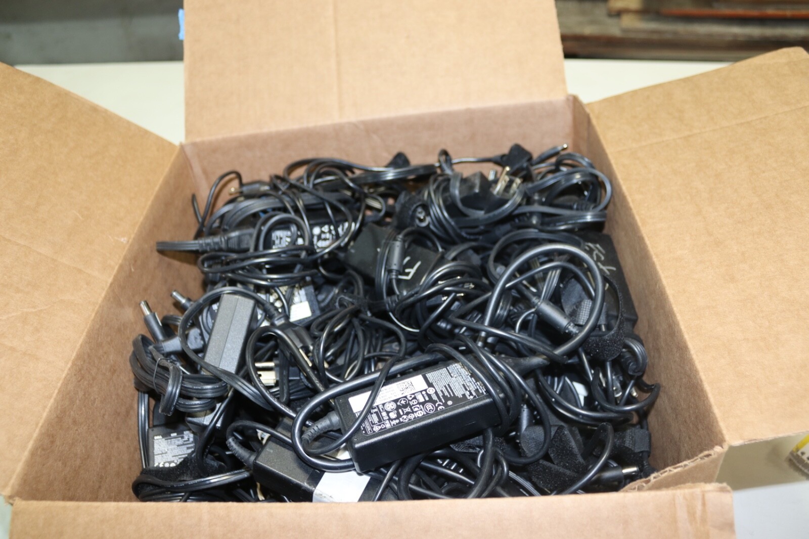 Lot of 45 Genuine Dell 65W AC Adapter Laptops Charger 19.5V 3.34A 7.4mm