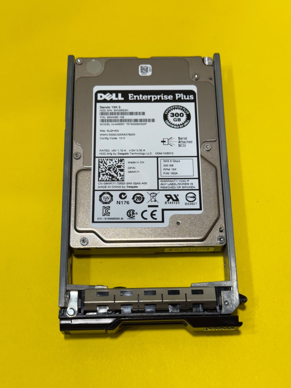 Dell Compellent 8WR71-CML 300GB 15K SAS 2.5" 6Gbps Hard Drive | ST9300653SS