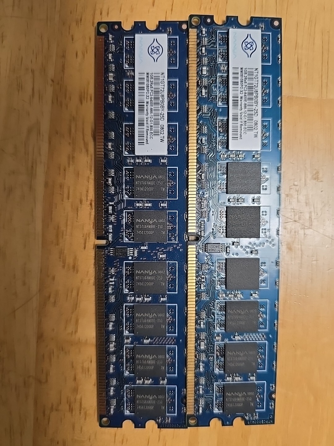 NT1GT72U8PB0BY-25D NANYA 1GB PC2-6400E 2RX8 Memory Module  – LOT OF 2