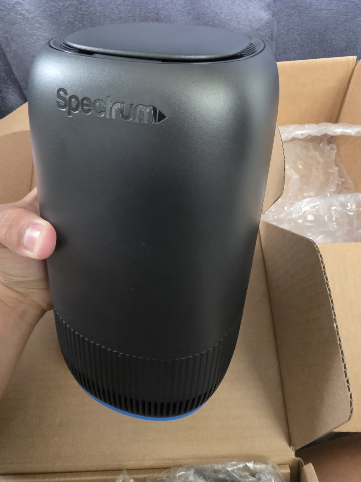 New Spectrum wifi 7 router with backup power for advanced wifi