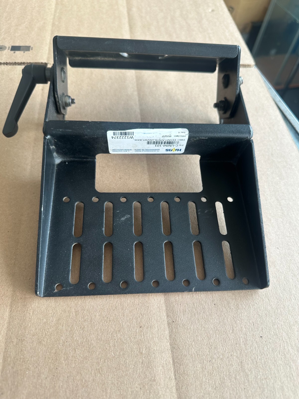 HAVIS C-Umm-101 Universal Monitor Mount,
