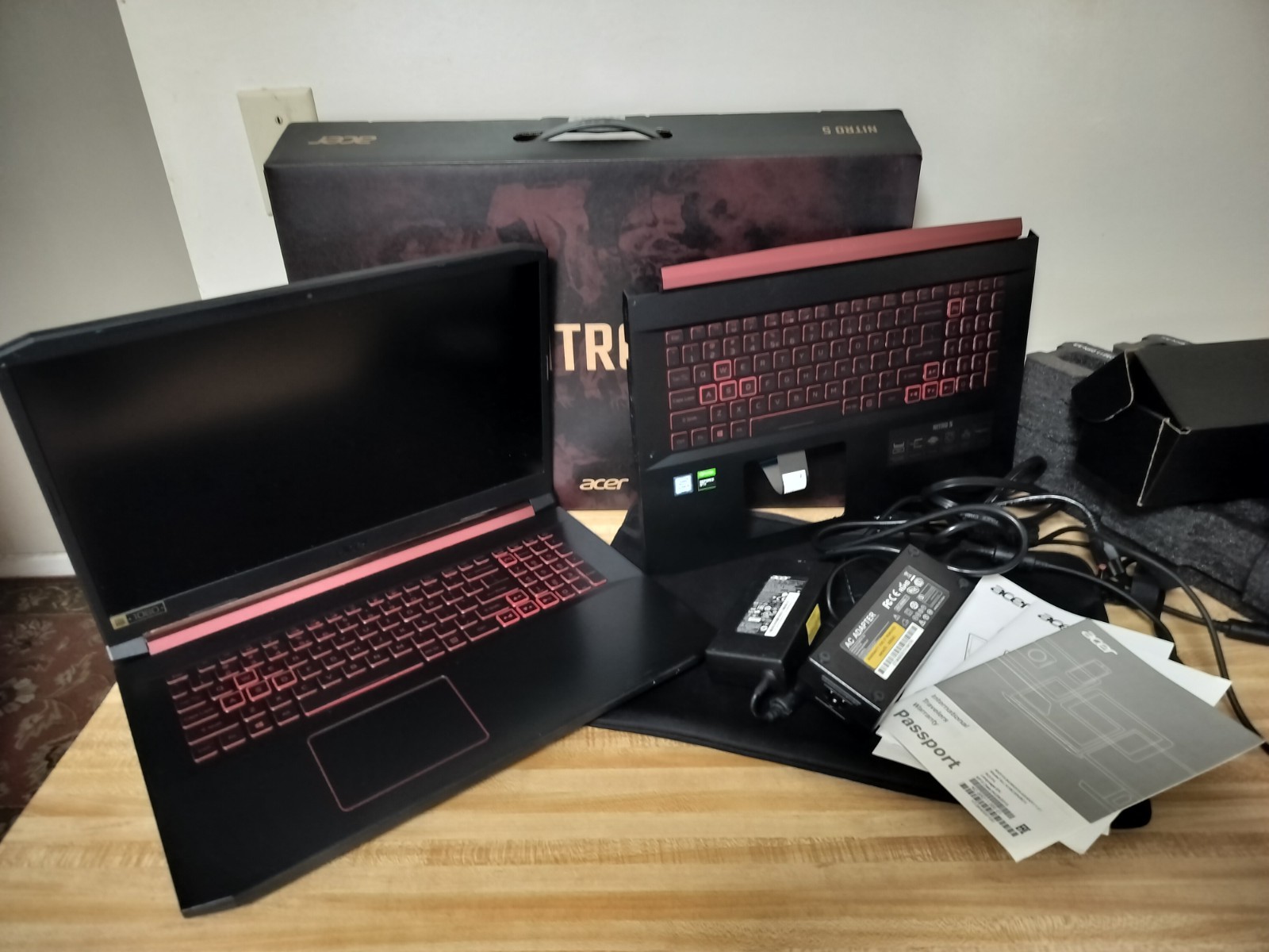Acer Nitro 5 AN517-51-56YW i5 16GB DDR4 512 SSD GTX 1650 17" (Read Description)