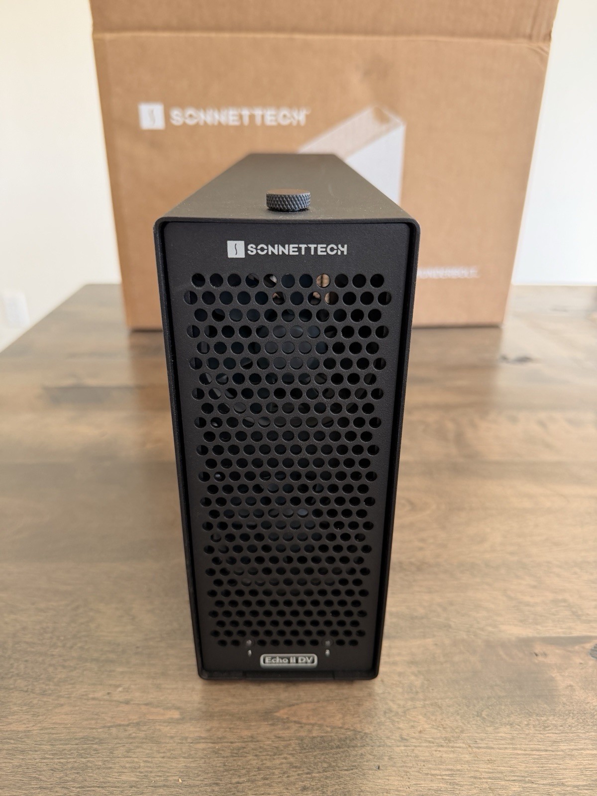 Sonnet Tech Echo II DV T5 Desktop 2 PCIe slots pro DV cards • Thunderbolt 5