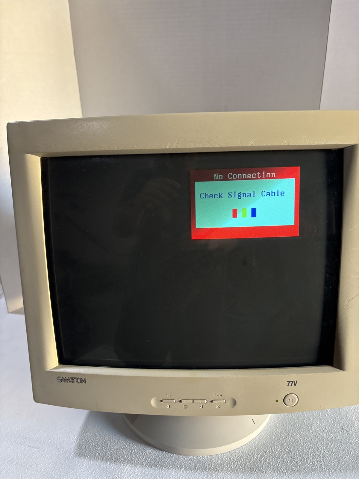 Vintage SamTron 77V 17" CRT Monitor with VGA Model: PH17LTPN 