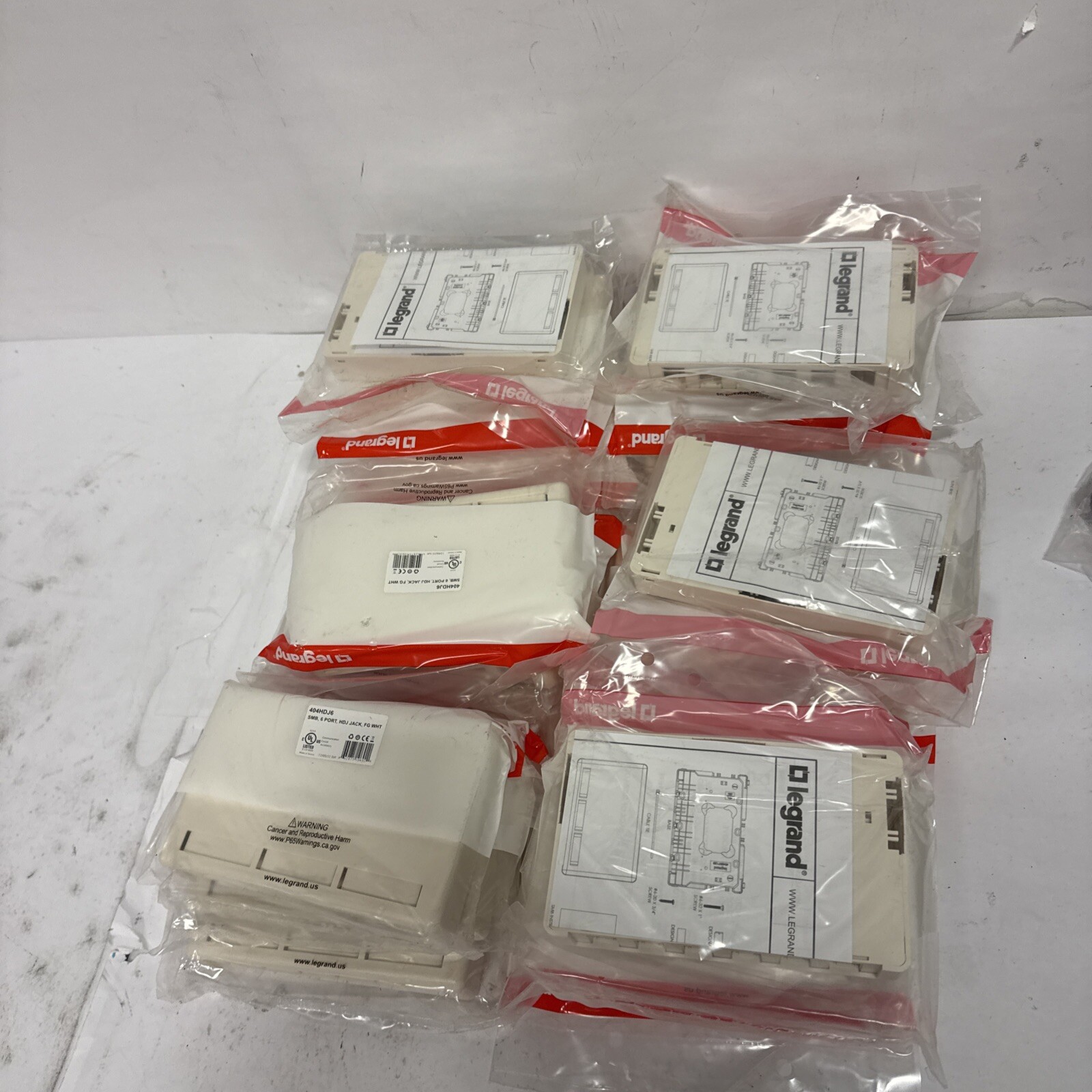 Legrand SMB 6 PORT 404HDJ4 WHITE Bc Lot Of 20