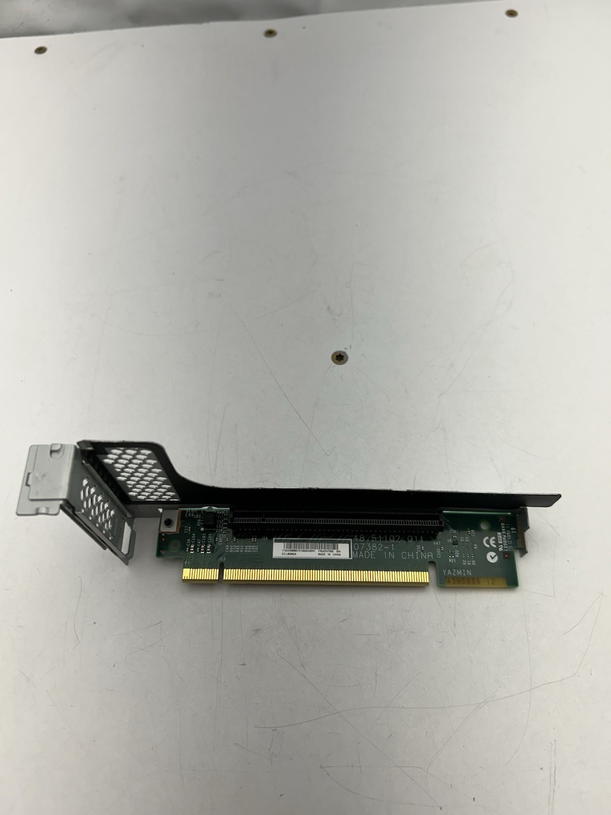 IBM XSERIES 3550M2/3550M3 PCI-E RISER CARD 43V7066 w/ 43V6935 Bracket