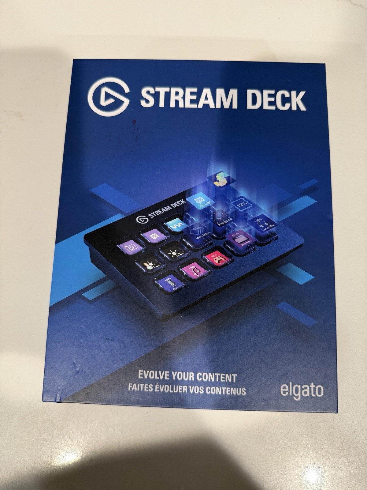 Elgato Stream Deck 15-Key Wired Programmable Keypad, Black (20GAA9902)MK1