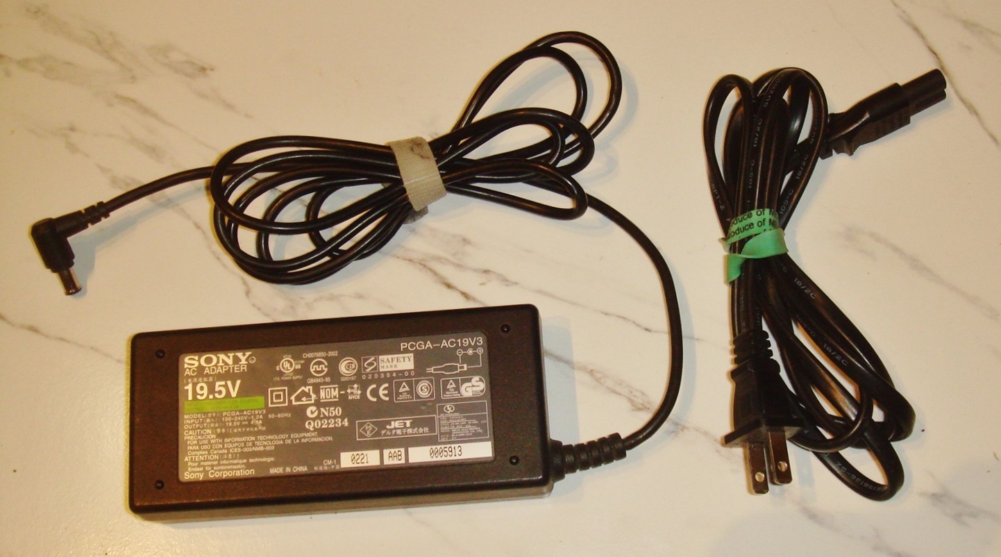 Genuine OEM PCGA-AC19V3 AC Power Adapter 19.5V 4.1A 80W for SONY Vaio Laptop