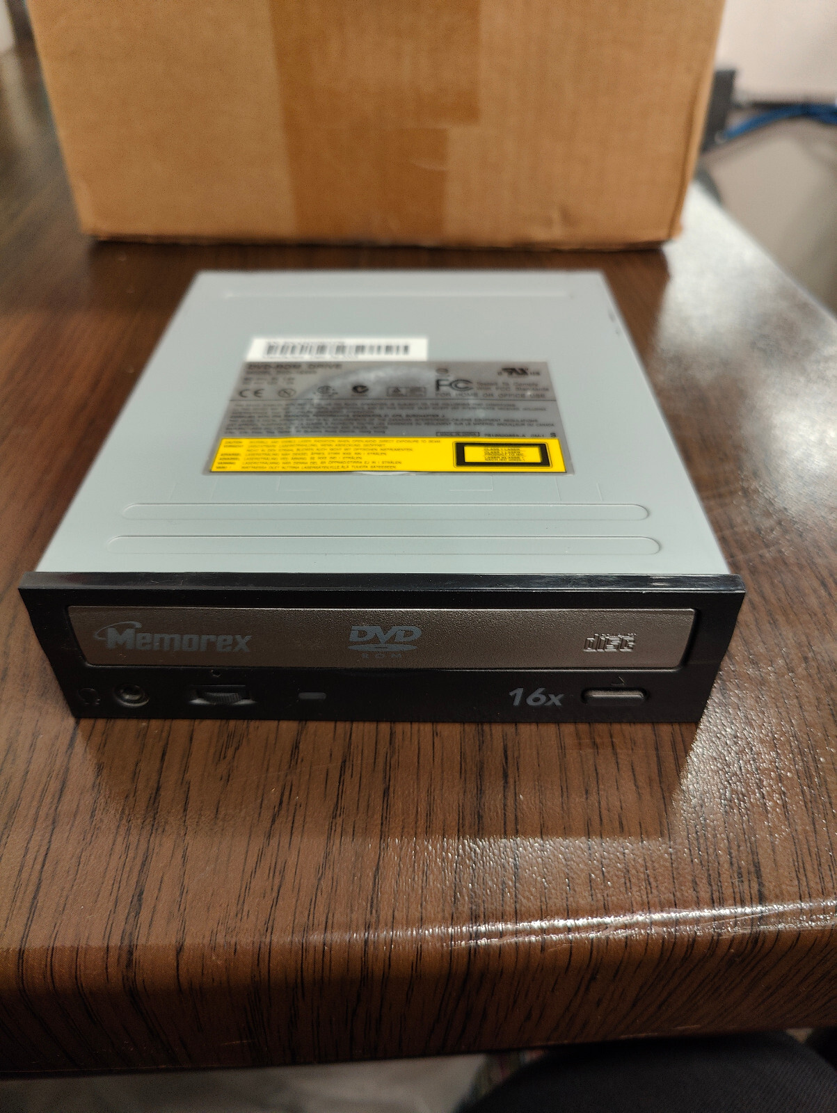 Memorex Internal DVD/CD RE-WRITEABLE DRIVE UNIT MODEL 16X6S IDE..UNTESTED