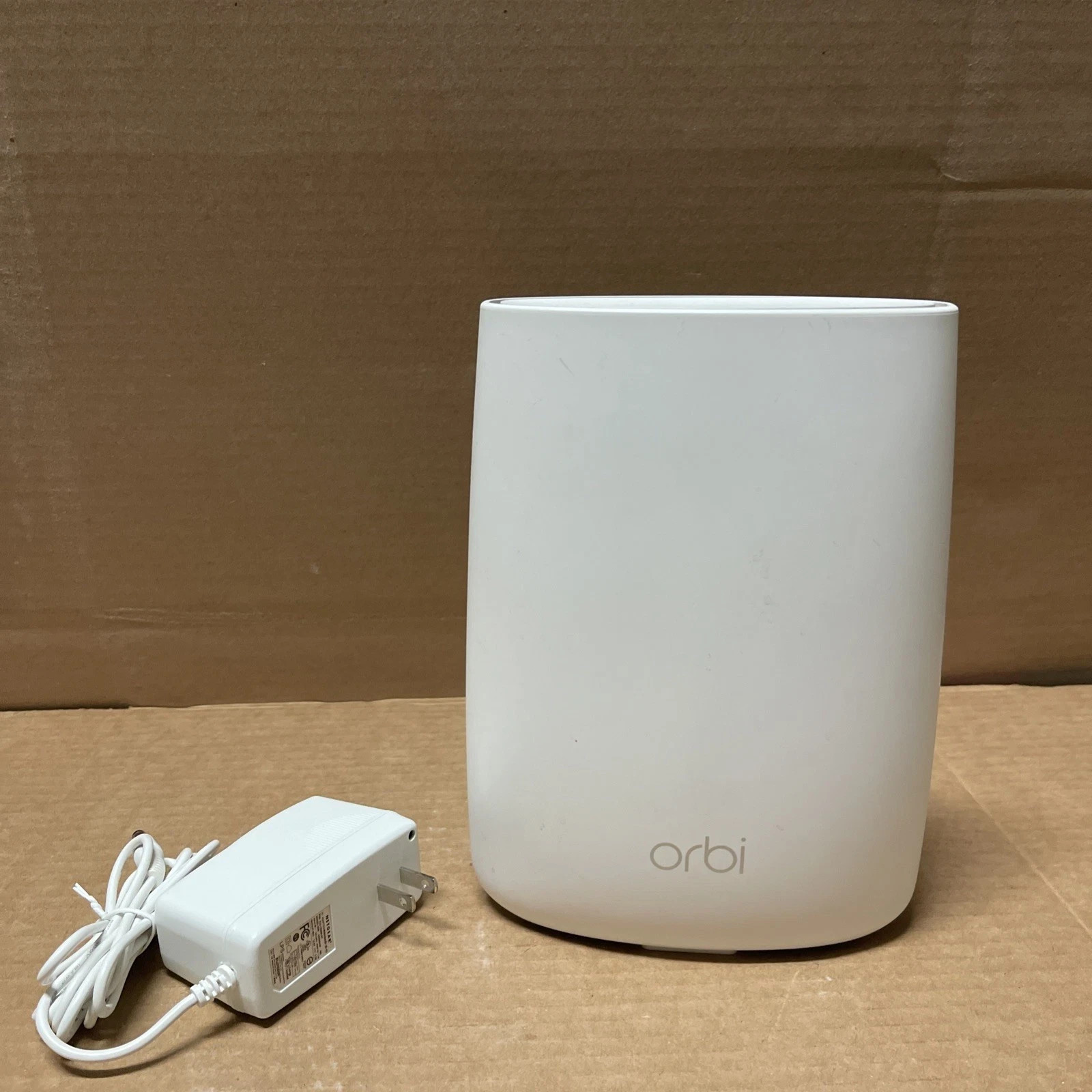 NETGEAR Orbi RBR50 Router Home Mesh WiFi Tri-band AC3000
