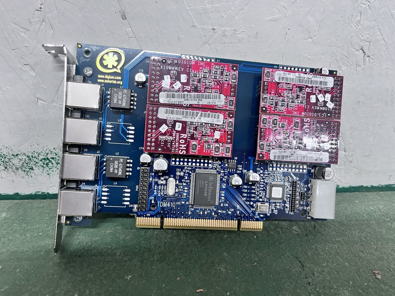 WILDCARD DIGIUM TDM410 TDM 410 4-PORT CARD PCI RJ-11 S110M ASTERISK