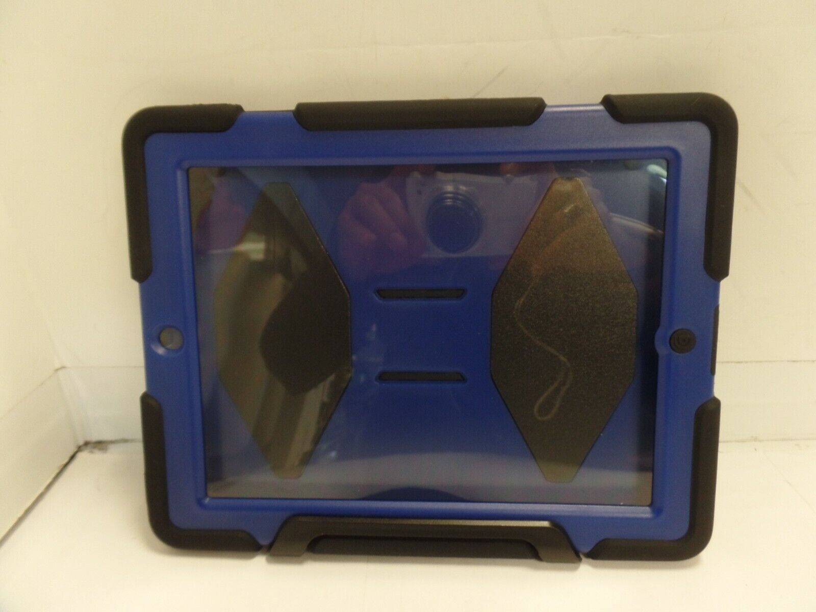 Griffin Technology Survivor Case for iPad 2/3/4 Black&Blue With Removable Stand