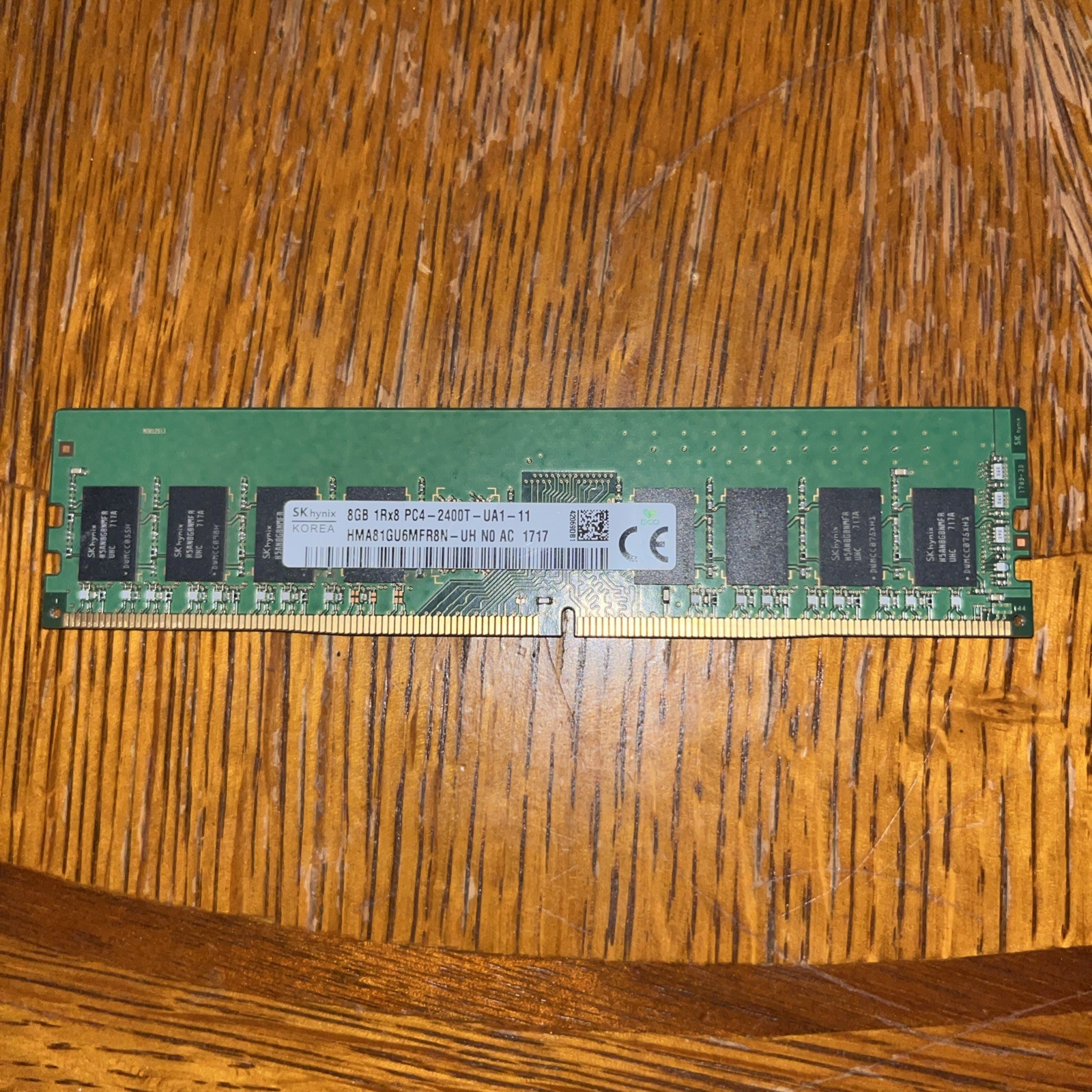 SK Hynix 8GB DDR4 RAM PC4-2400T Desktop Memory HMA81GU6MFR8N-UH 1Rx8