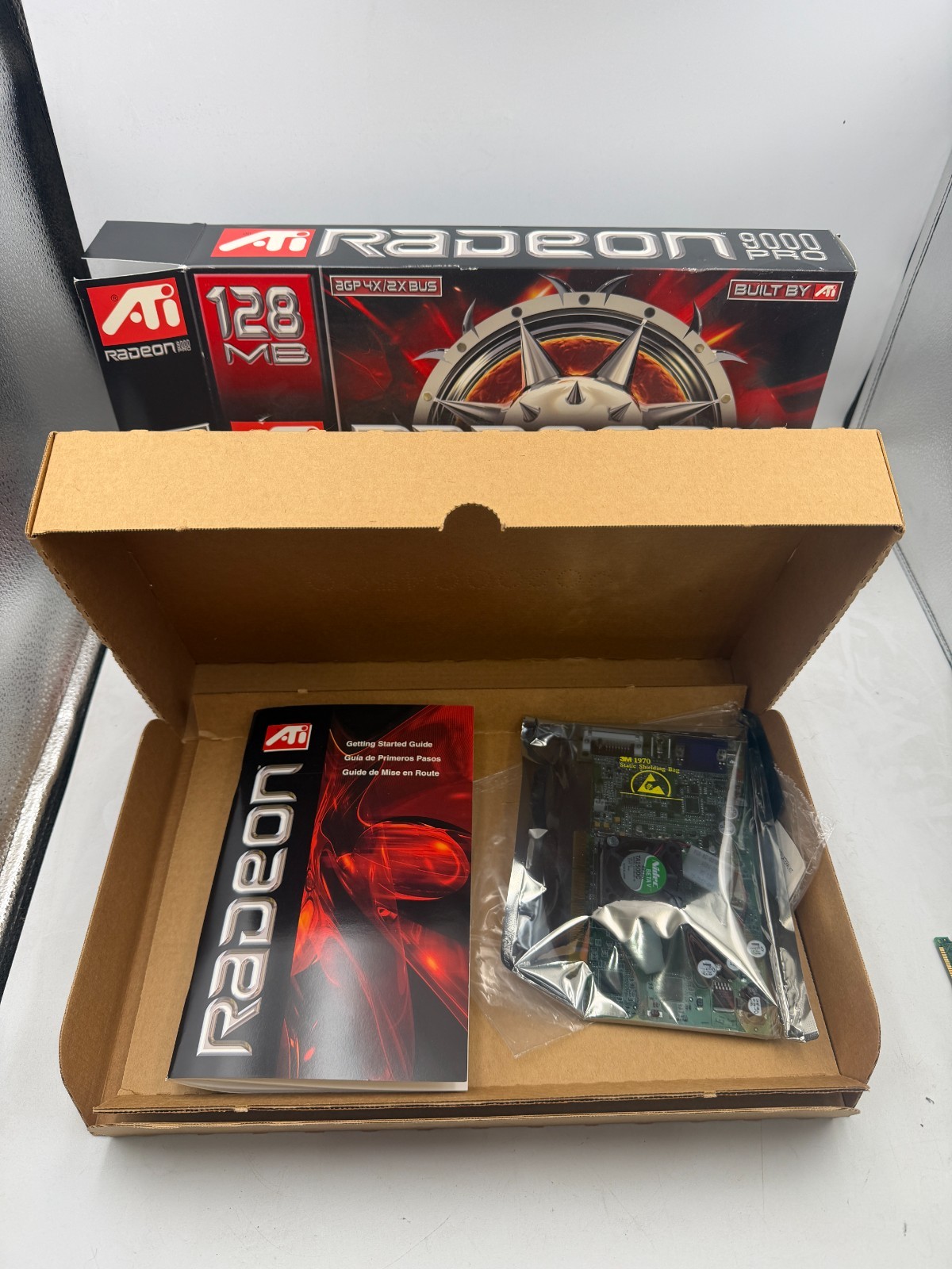 VINTAGE ATI Radeon 9000 PRO 128MB AGP Graphics Card Retro Gaming w/box & manual