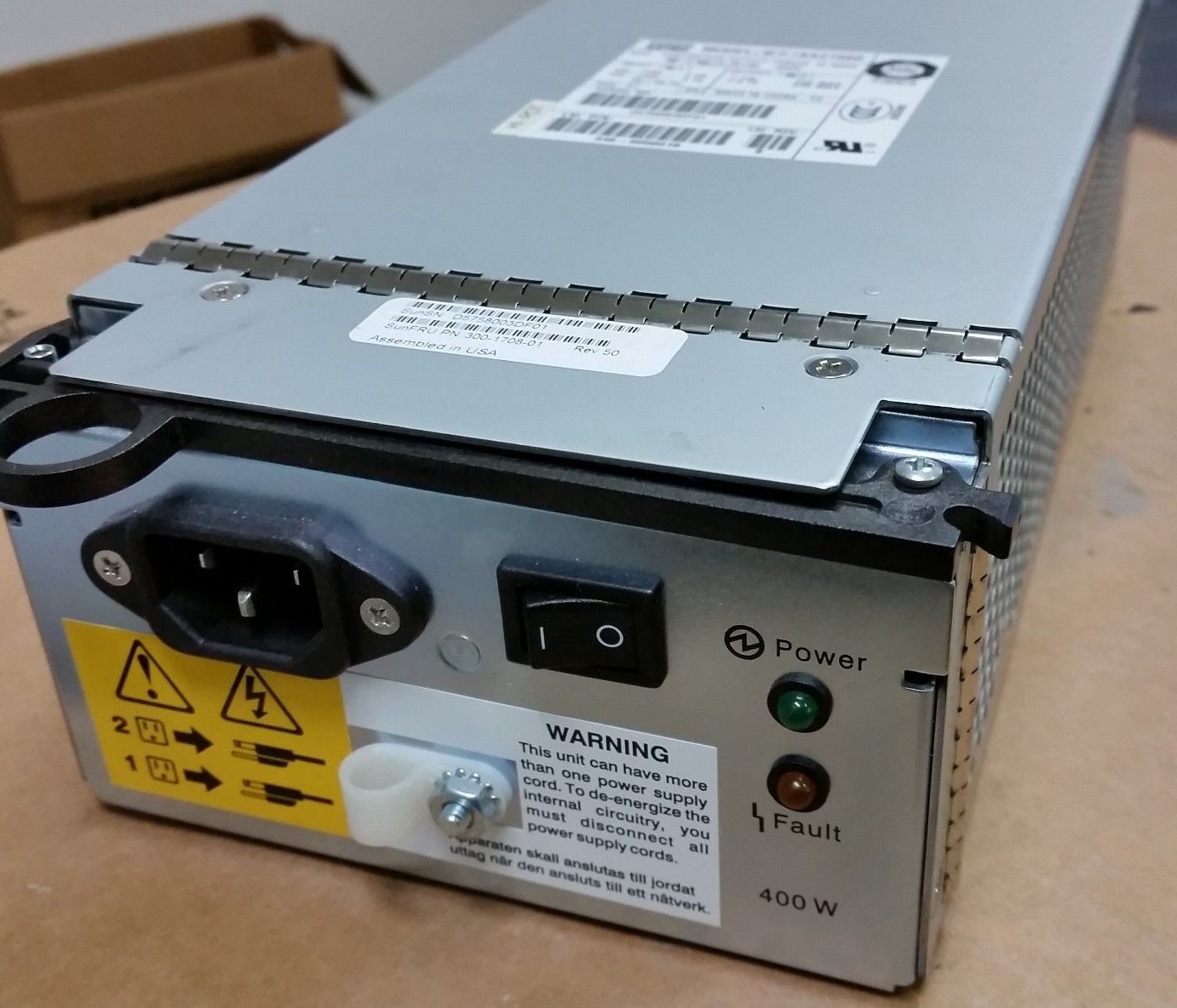 Sun 300-1708 300-1708-01 Astec AA21660 400W Power Supply