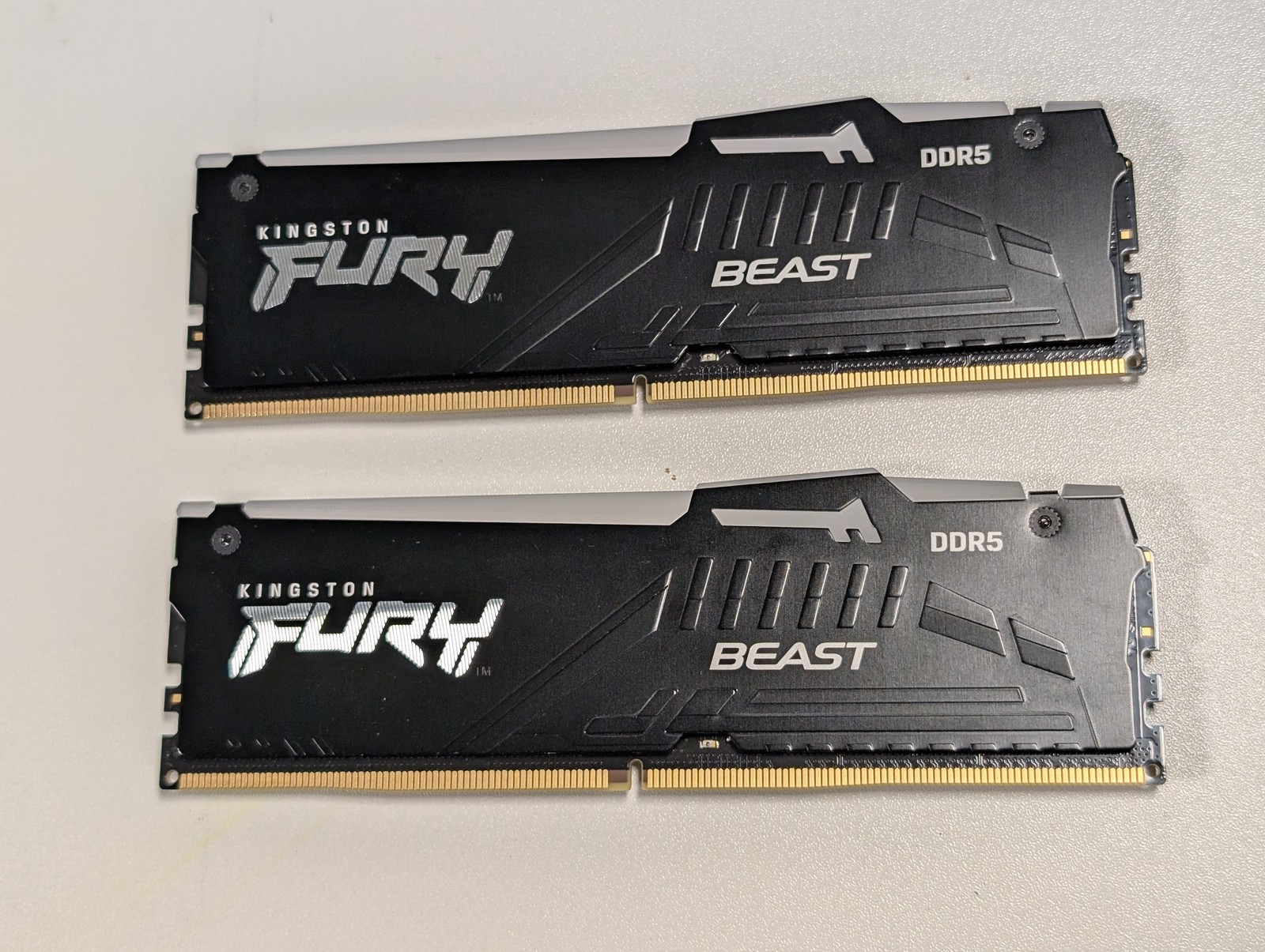 Kingston FURY Beast RGB 32GB 2x16GB DDR5 5600 CL36 EXPO XMP