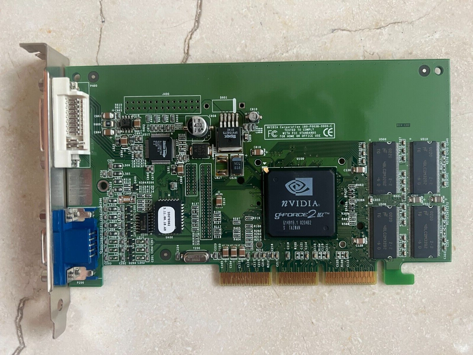 P38KB02 NVIDIA 32MB GEFORCE2MX AGP VIDEO CARD WITH VGA AND DVI OUTPUTS