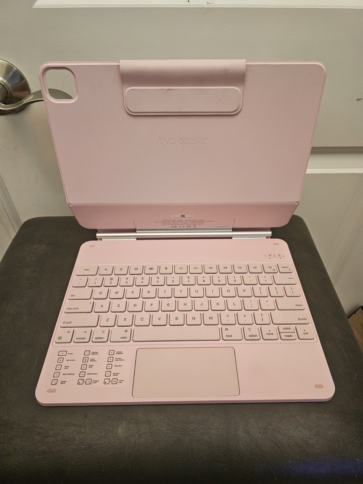 Typecase Wireless Bluetooth Keyboard Case Cover Pink 360 Swivel Trackpad