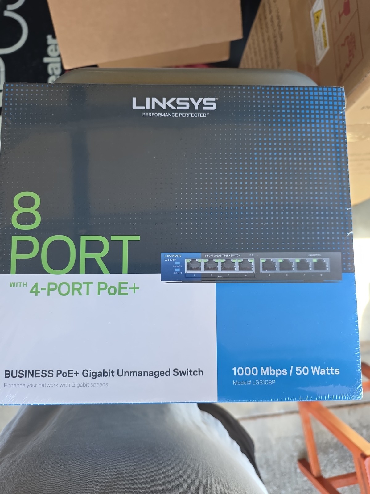 Linksys LGS108PV2 8-Port Buisness Desktop Gigabit PoE+ Switch