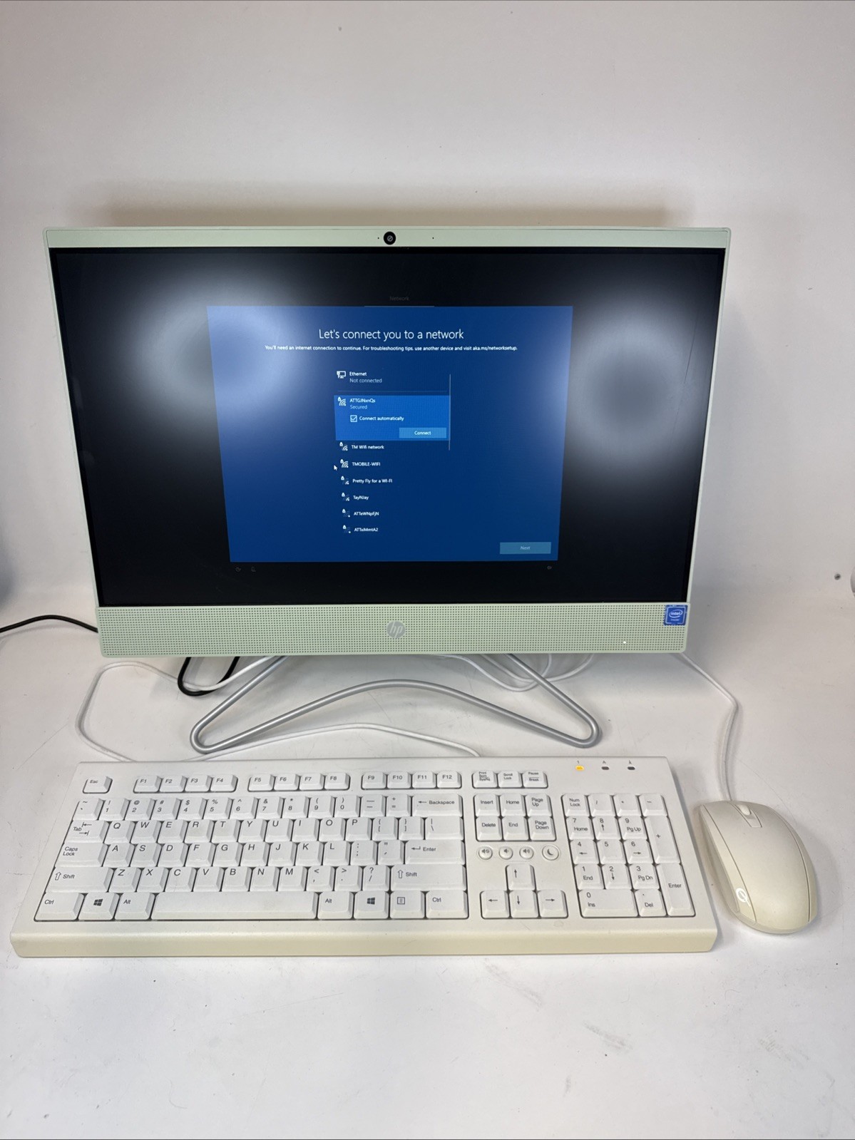 HP 22-C0073W 22" All-in-One Desktop PC (Intel Celeron G4900t, 4GB RAM, 1TB HDD)