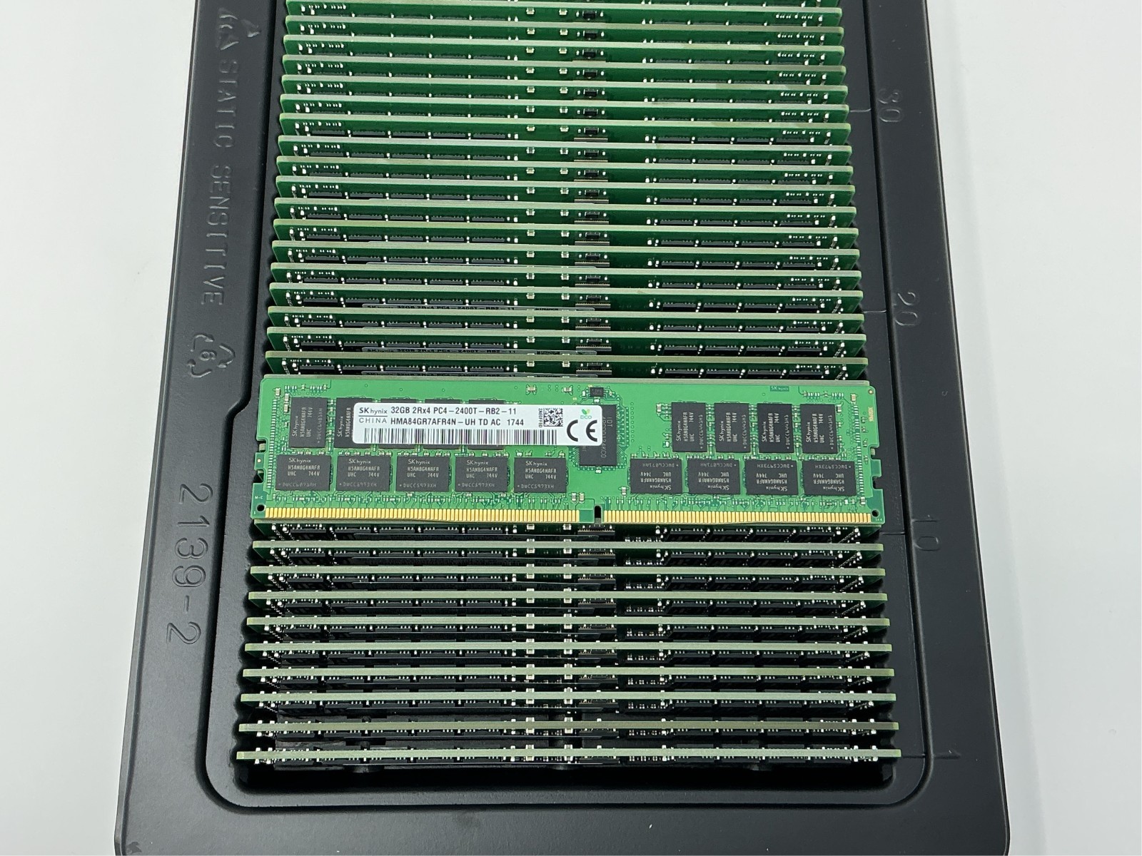 Hynix HMA84GR7AFR4N-UH 32GB 2Rx4 PC4-2400T DDR4 ECC Reg Server Memory RAM