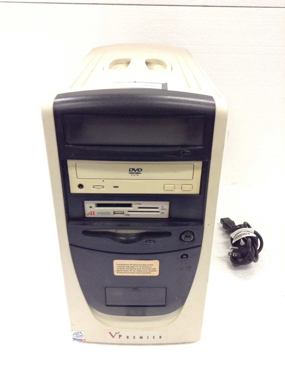 V2 Premier 9120 Vintage PC Pentium 4 2.4GHz w / 256MB RAM CD-RW Floppy NO HDD