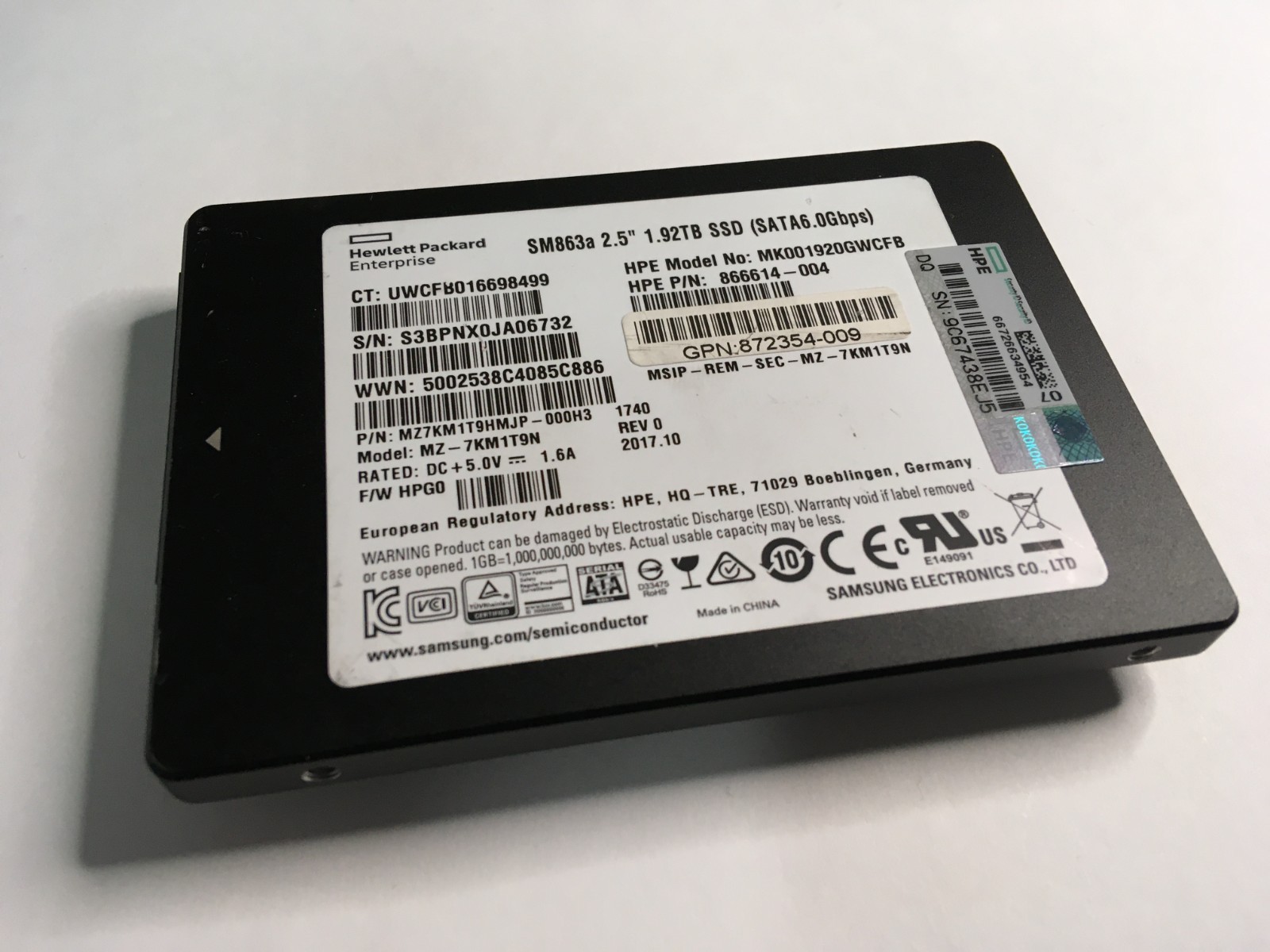 *LOT OF 8* HP 1.92TB 2.5" 6Gb/s SATA SSD MZ7KM1T9HMJP HP MK001920GWCFB