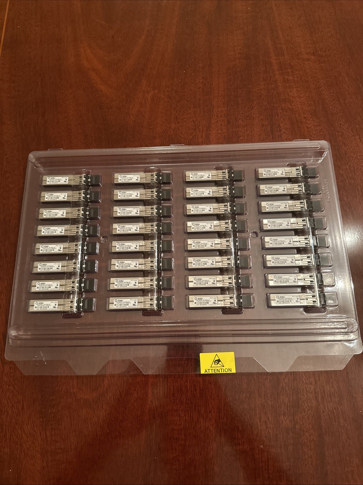 NEW LOT OF 32 JDSU PLRXPL-VI-S24-22 1000BASE-SX 1/2Gbps Dual Rate FC SFP