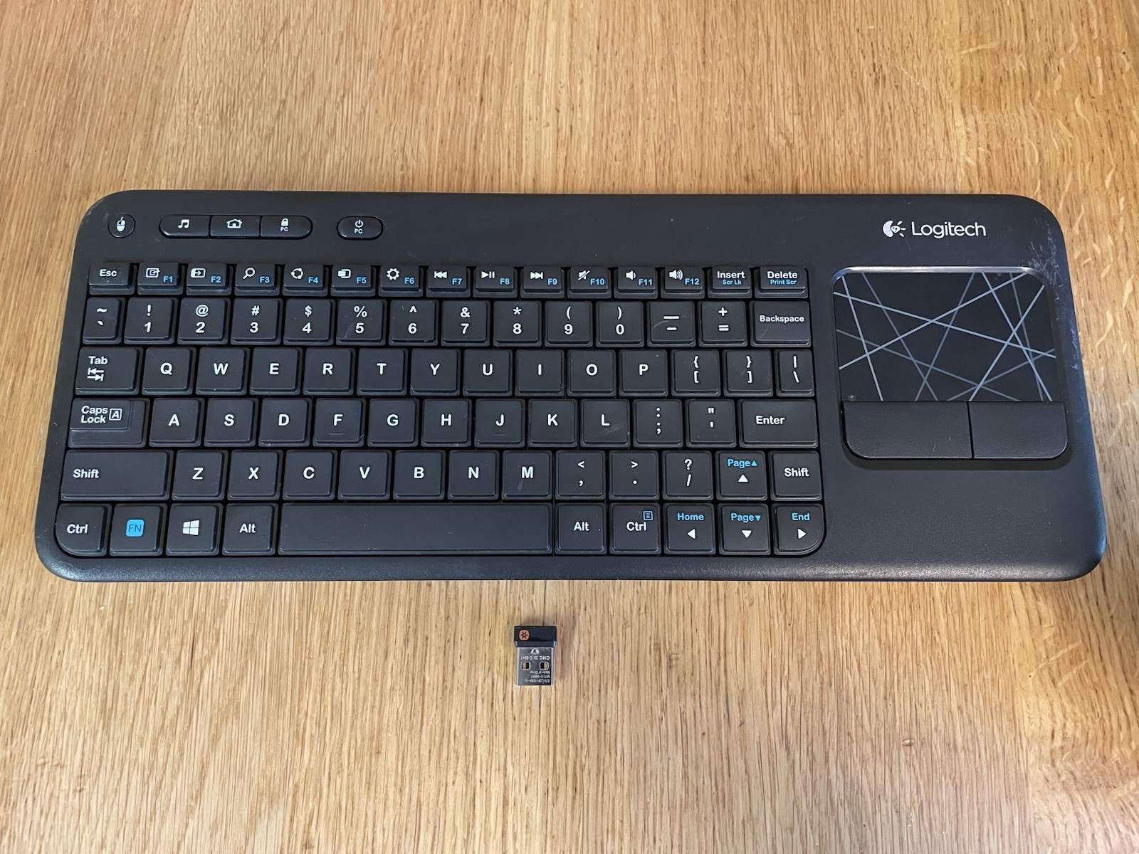 Logitech Wireless K400r Keyboard With Dongle Receiver - Working