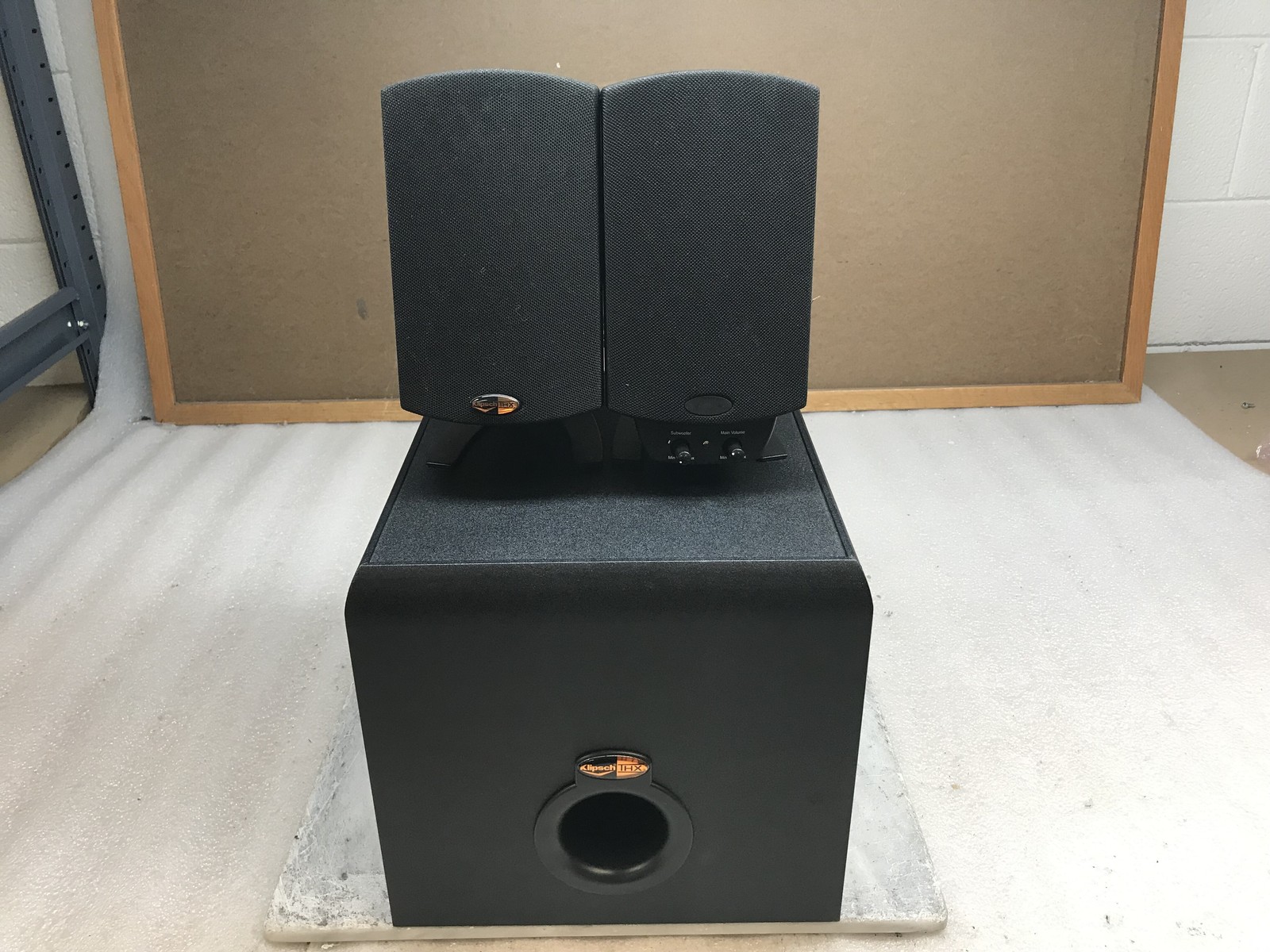 Klipsch ProMedia 2.1 Computer Speaker Set - Satelitte Sub and Cables Inc