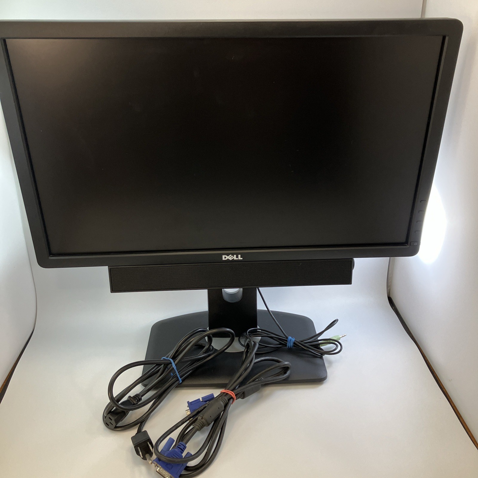 Dell P2212Hb LED Backlit Monitor 1920x1080 VGA/DVI-D USB Hub w Cables & Speaker
