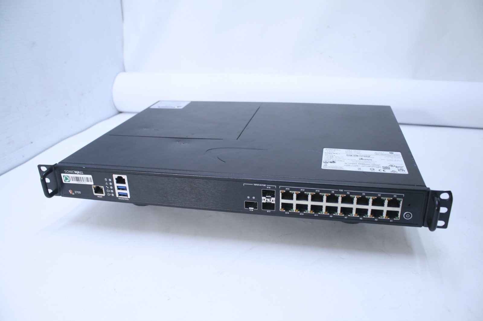 SONICWALL NSA 2700 NETWORK SECURITY APPLIANCE 1RK51-109 - AS IS FOR PARTS T7-A17