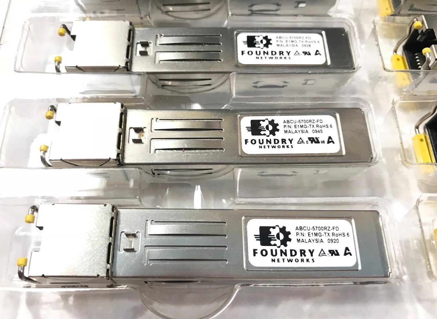 Brocade Foundry E1MG-TX 33002-100 E1MG-T 1000BASE-TX SFP RJ-45 w/60days WRTY