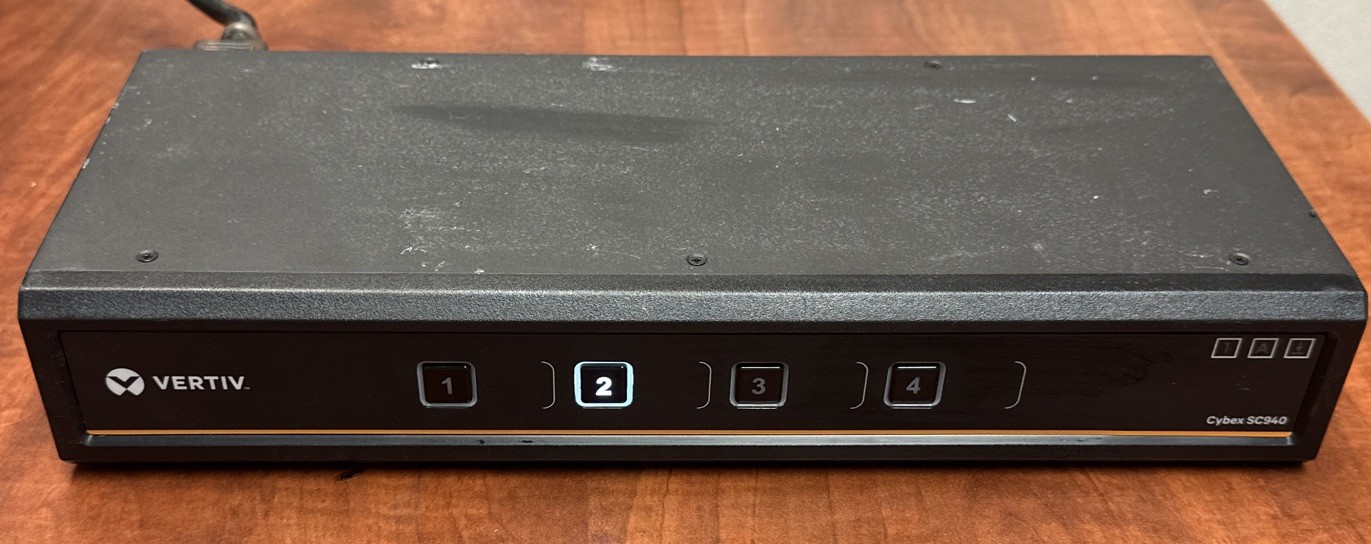 Vertiv Cybex Secure 4K UHD KVM 4-Port DisplayPort DH NIAP EAL4+ TAA SC940D